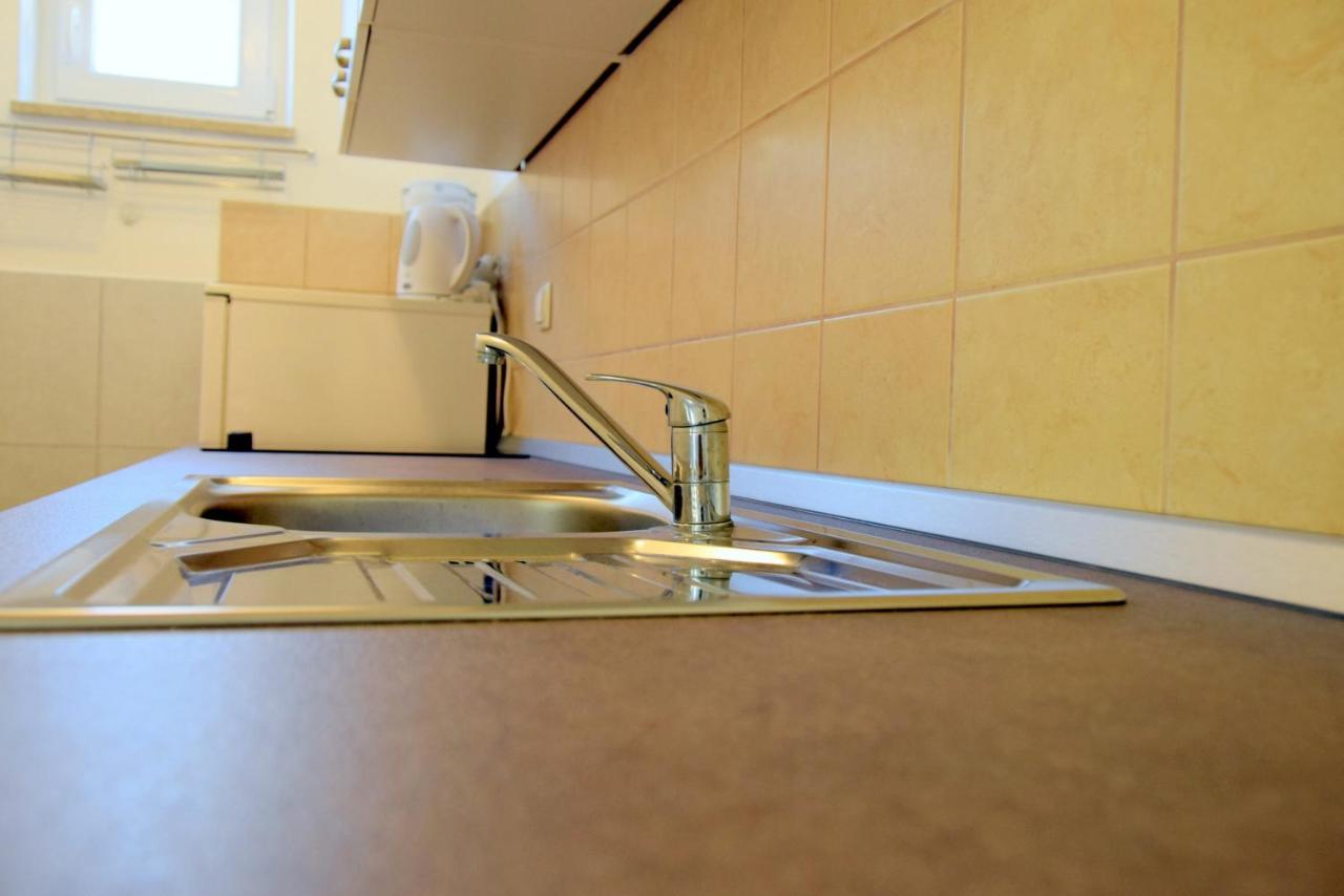 Miramar Gardenn Apartmment Banjol Ngoại thất bức ảnh