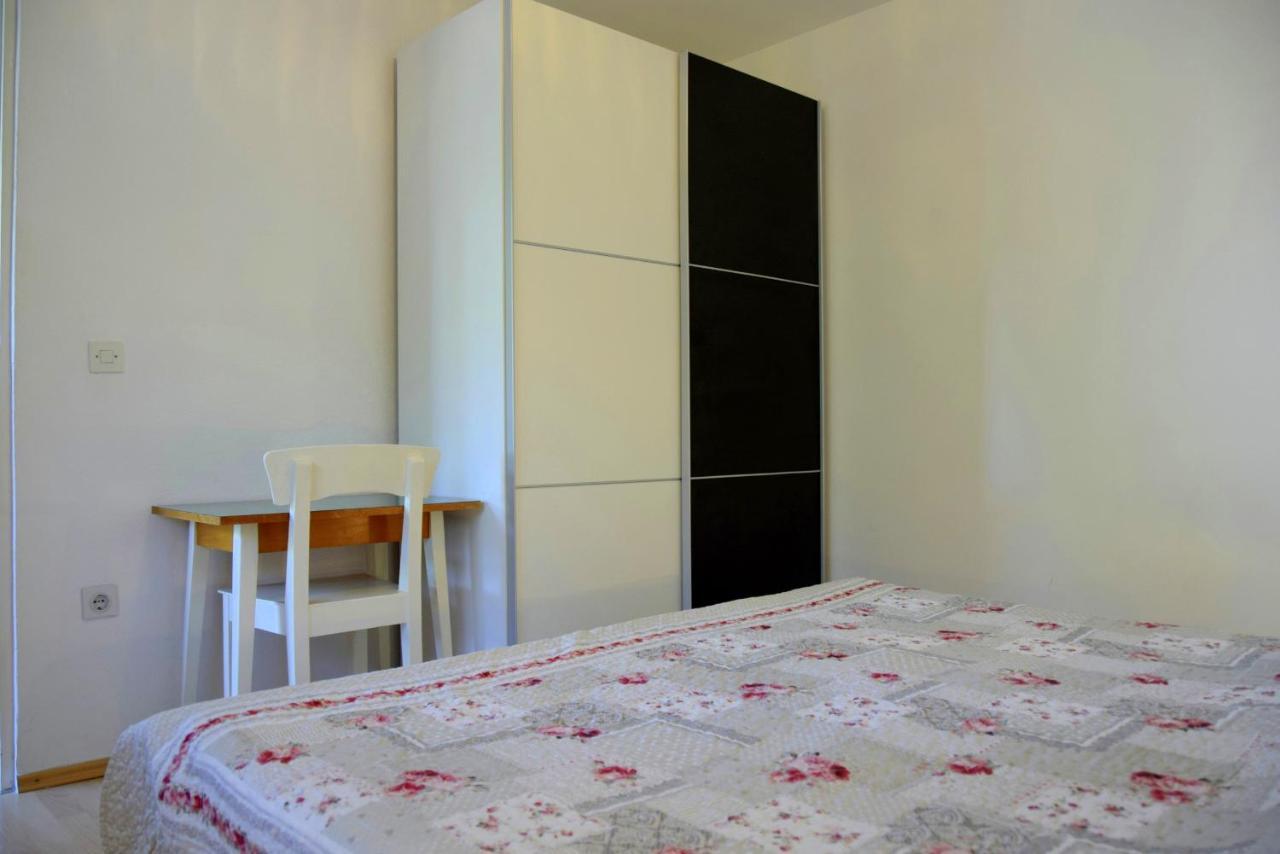 Miramar Gardenn Apartmment Banjol Ngoại thất bức ảnh