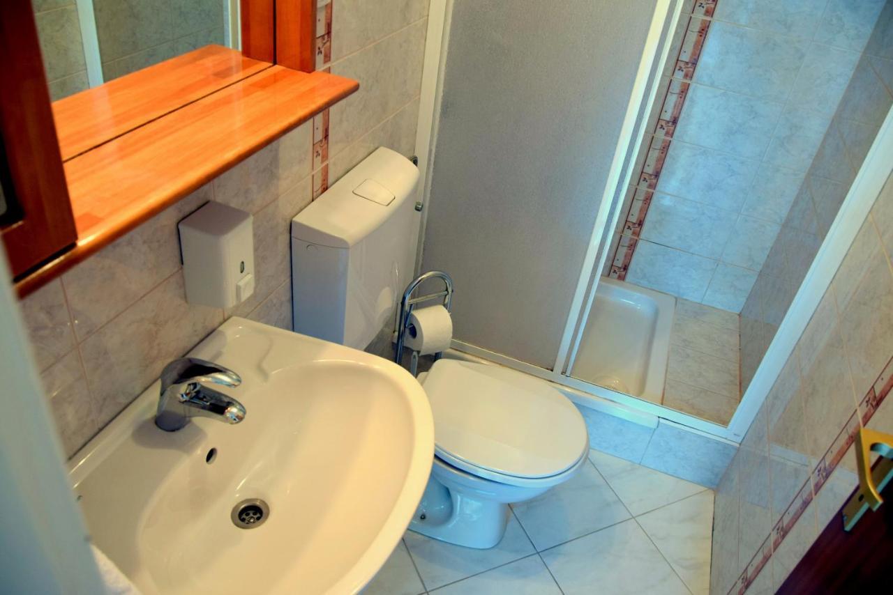 Miramar Gardenn Apartmment Banjol Ngoại thất bức ảnh