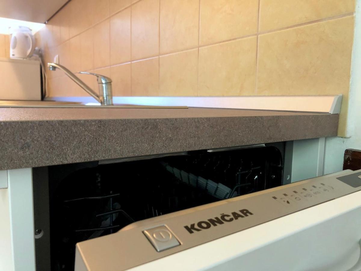 Miramar Gardenn Apartmment Banjol Ngoại thất bức ảnh