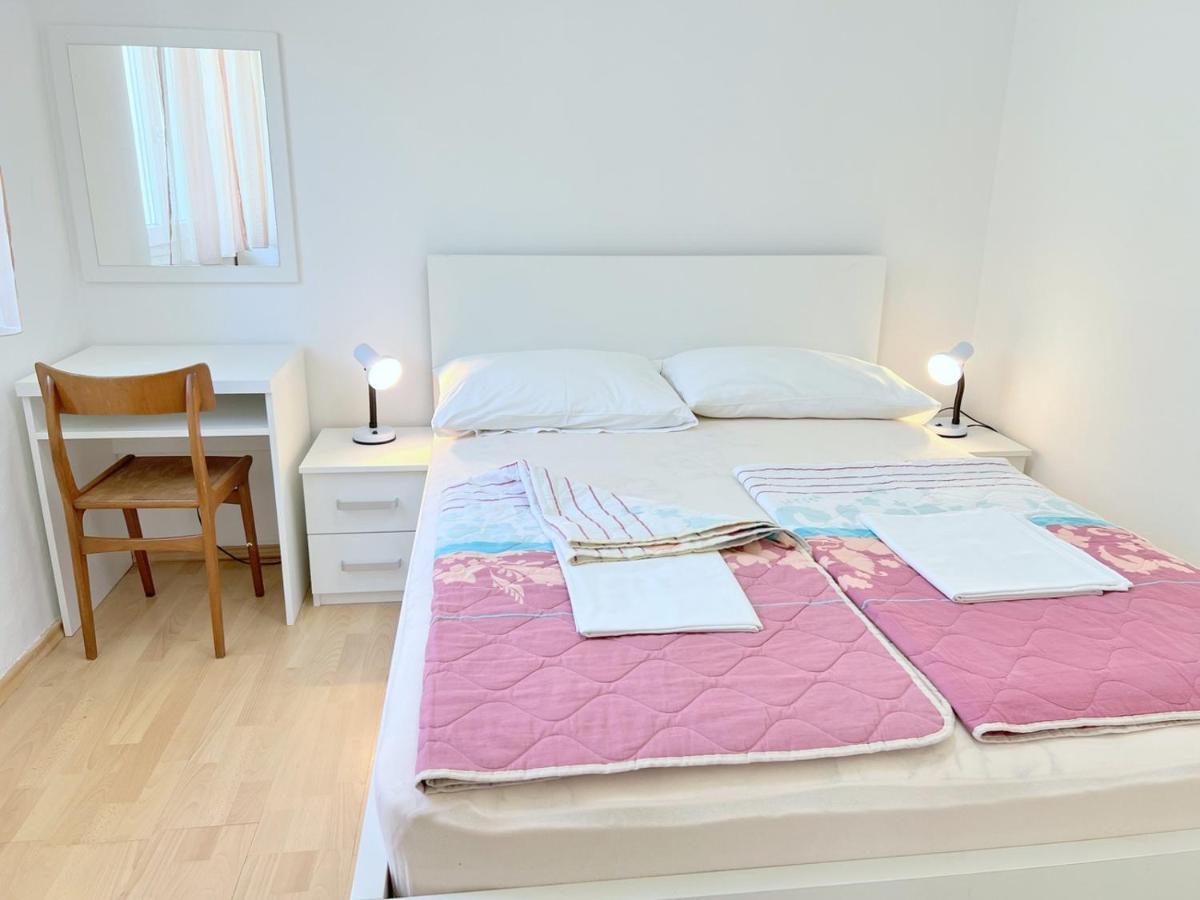 Miramar Gardenn Apartmment Banjol Ngoại thất bức ảnh