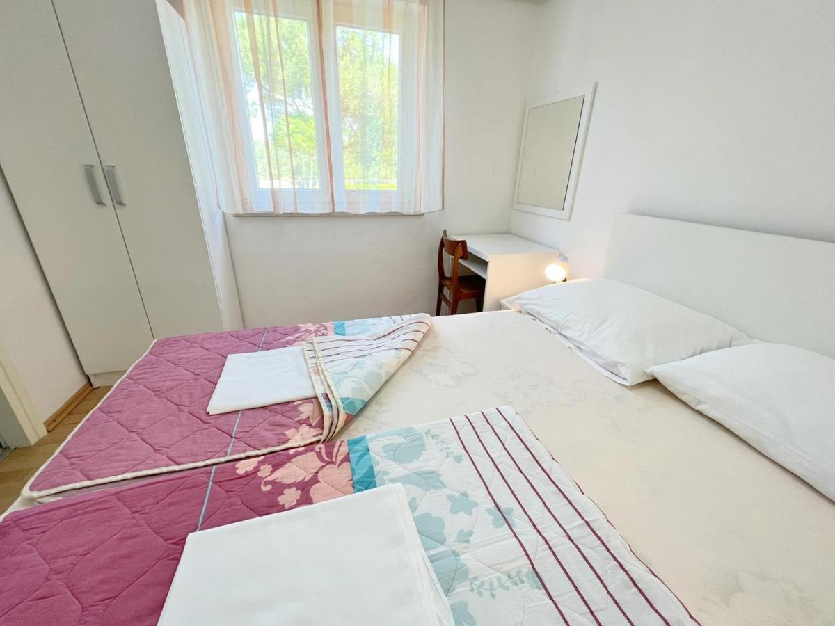 Miramar Gardenn Apartmment Banjol Ngoại thất bức ảnh