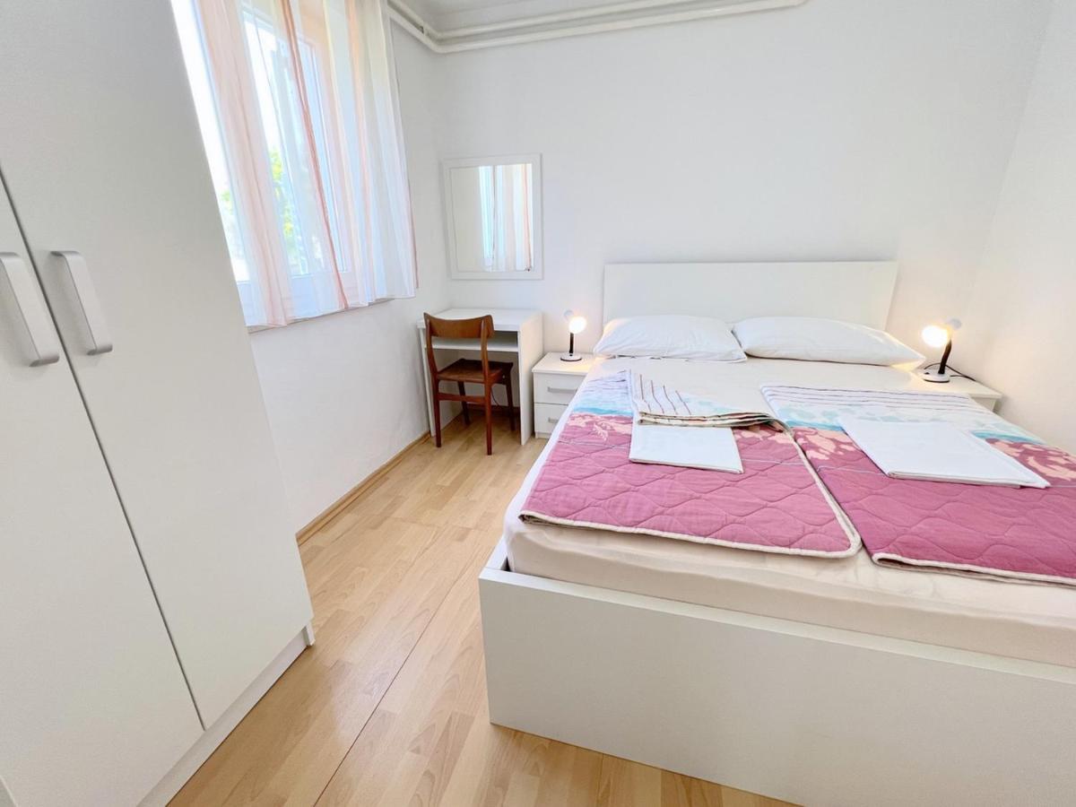 Miramar Gardenn Apartmment Banjol Ngoại thất bức ảnh